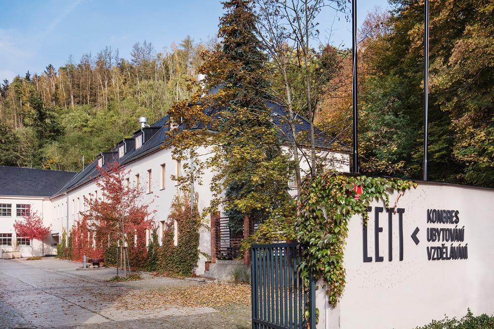 CENTRUM ENVIRONMENTÁLNÍCH TECHNIK A TECHNOLOGIÍ